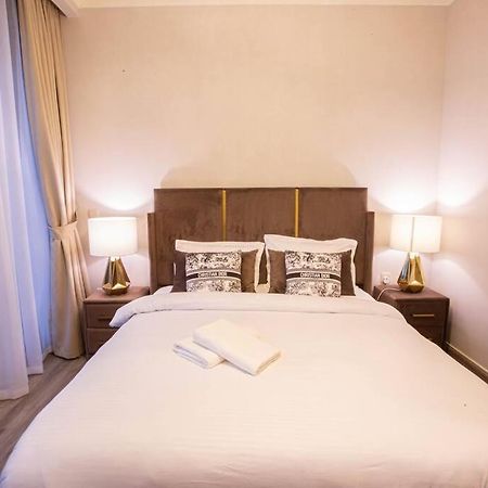 Magnificent 2 Bedroom With Stunning Burj Khalifa View Dubai Bagian luar foto