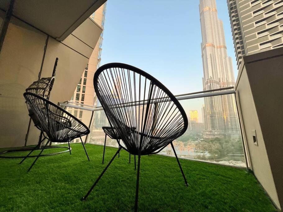 Magnificent 2 Bedroom With Stunning Burj Khalifa View Dubai Bagian luar foto